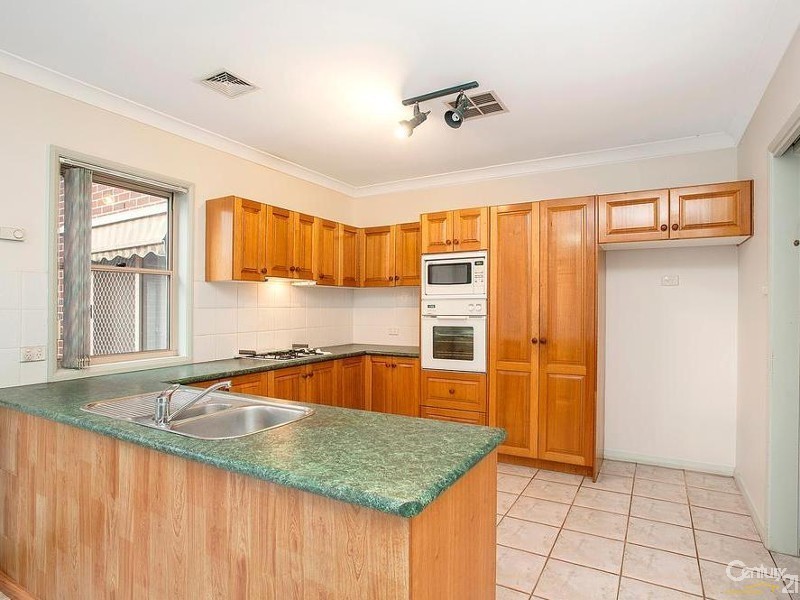 6 Scarborough Way, Cherrybrook NSW 2126