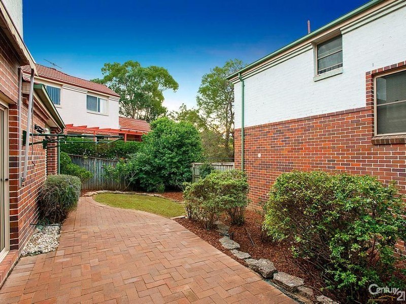 6 Scarborough Way, Cherrybrook NSW 2126