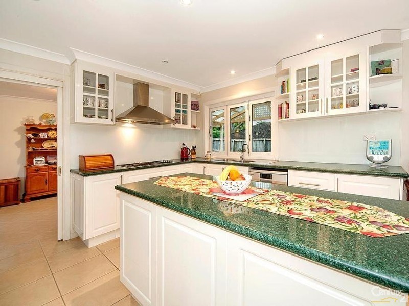 8 Brunel Close, Cherrybrook NSW 2126