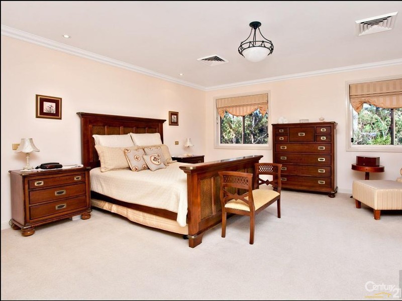 8 Neville Court, Castle Hill NSW 2154