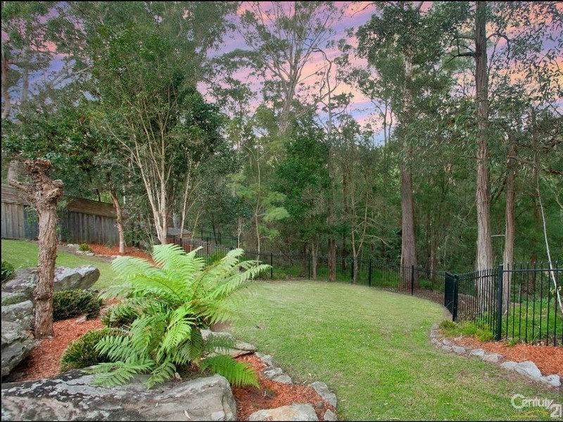 8 Neville Court, Castle Hill NSW 2154