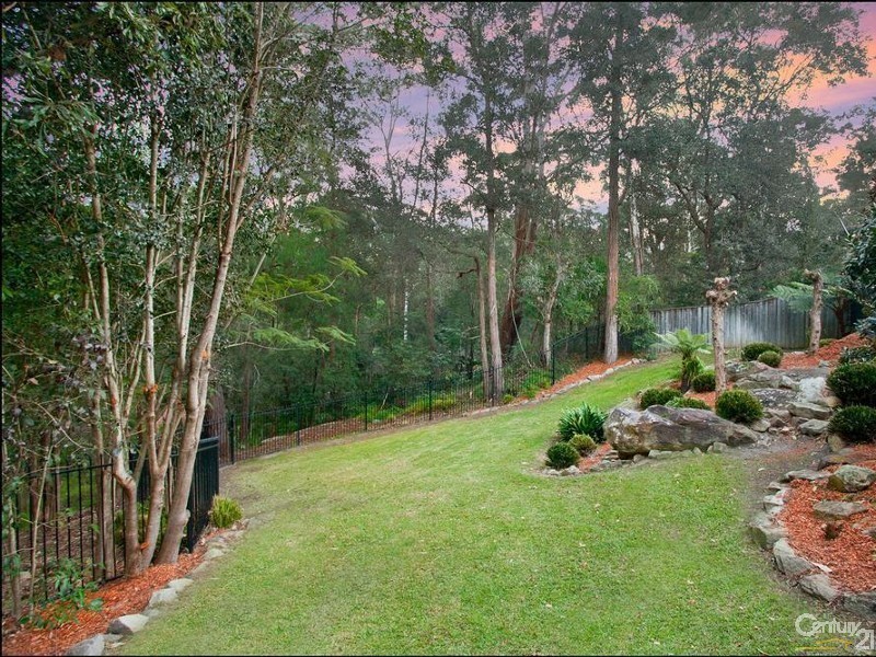 8 Neville Court, Castle Hill NSW 2154