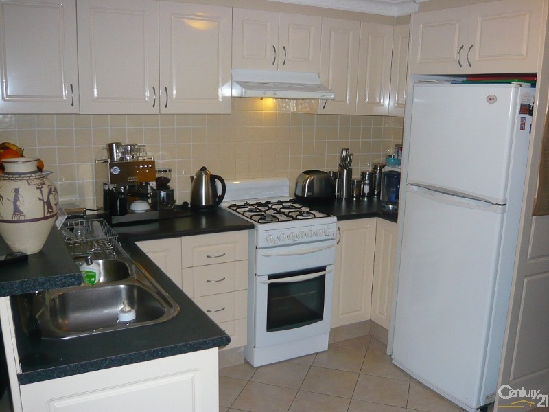Flat 4A Matthew Way, West Pennant Hills NSW 2125