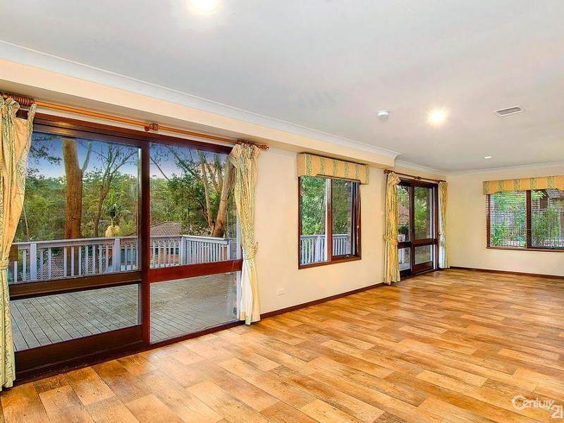 15 Woodcrest Place, Cherrybrook NSW 2126