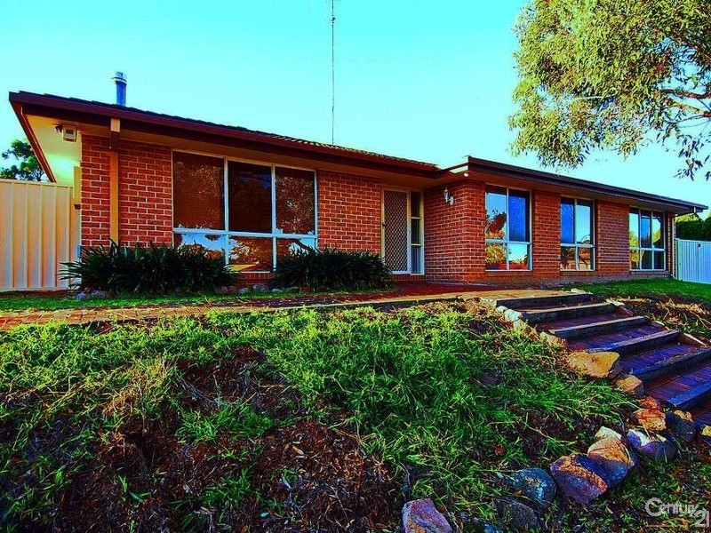 6 Calandra Avenue, Quakers Hill NSW 2763