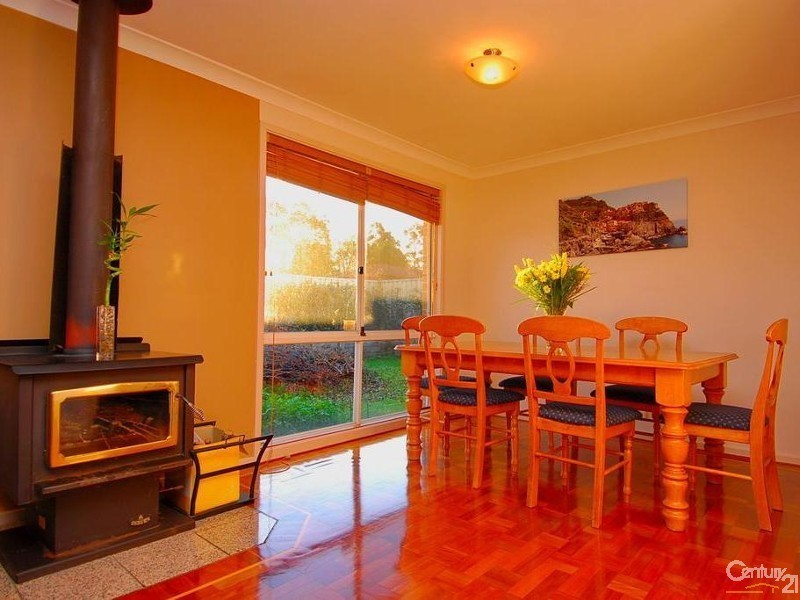 6 Calandra Avenue, Quakers Hill NSW 2763