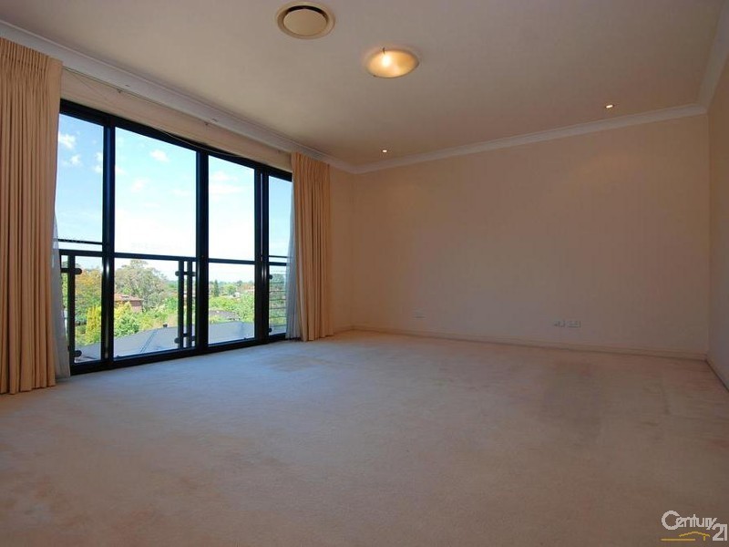 22 Oratava Avenue, West Pennant Hills NSW 2125