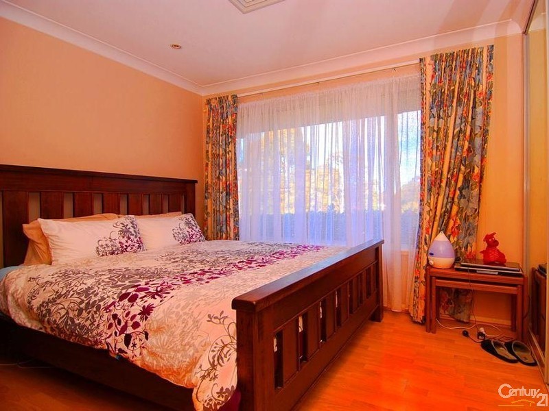 21 New North Rocks Road, North Rocks NSW 2151