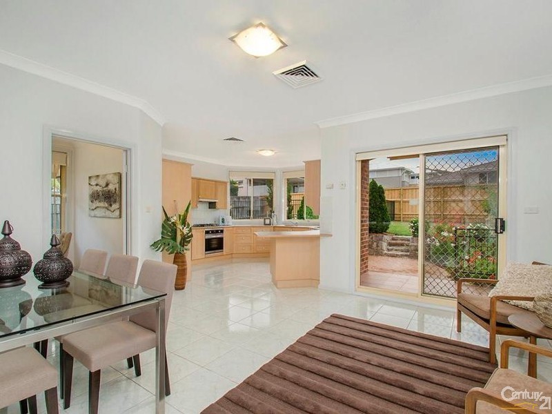 35 Oakhill Drive, Castle Hill NSW 2154