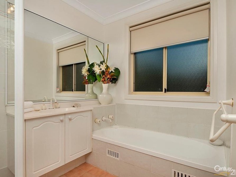 66 Oakhill Drive, Castle Hill NSW 2154