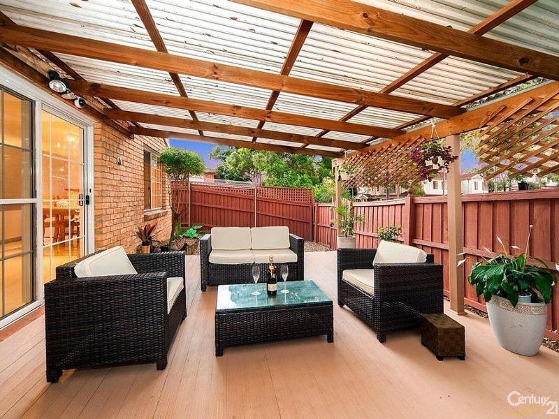 6 Lyndhurst Way, Cherrybrook NSW 2126