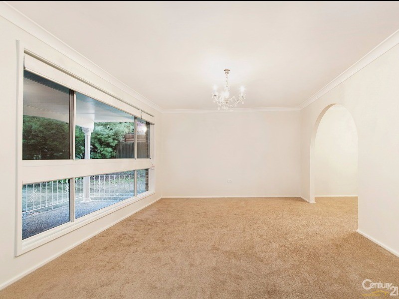 10 Paxton Crescent, Cherrybrook NSW 2126