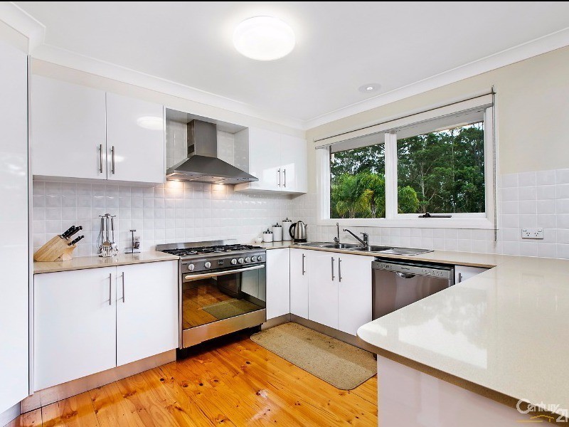 16 Leigh Place, West Pennant Hills NSW 2125