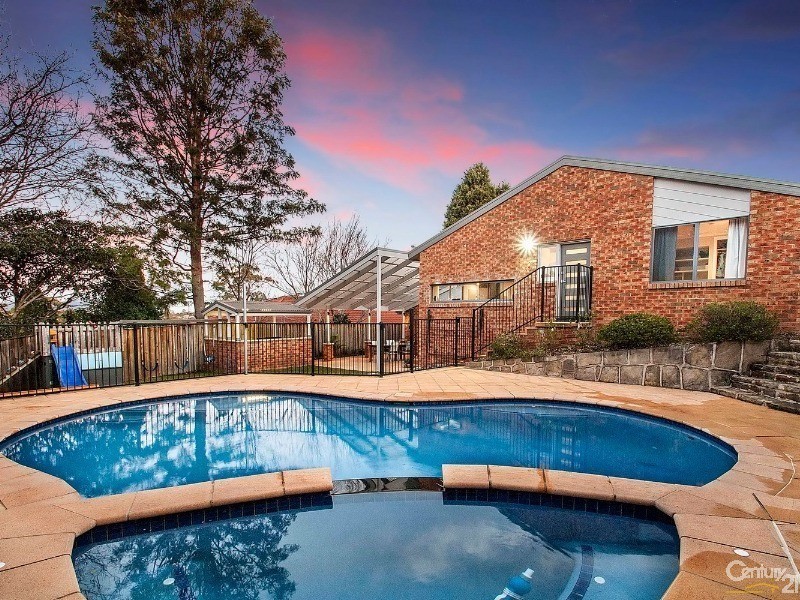 10 Barcote Place, Castle Hill NSW 2154