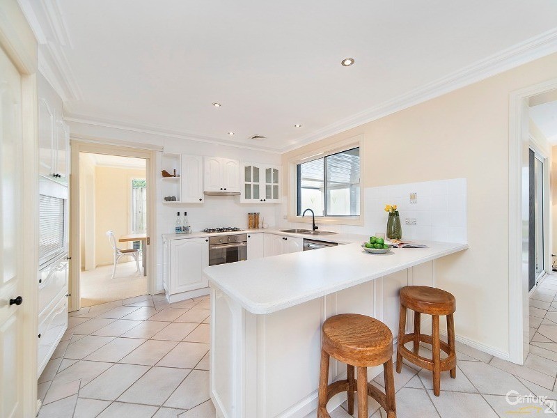 7 Bernard Place, Cherrybrook NSW 2126