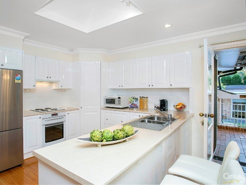9 Gray Spence Crescent, West Pennant Hills NSW 2125