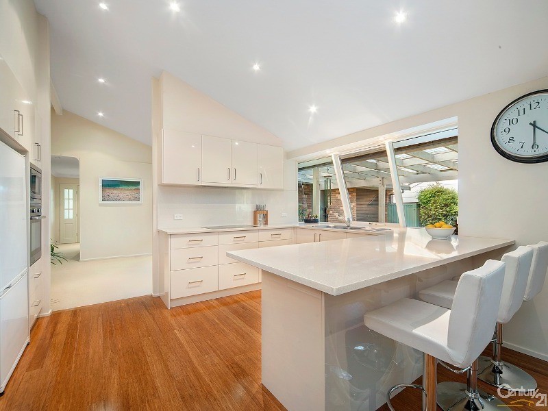 18 Gray Spence Crescent, West Pennant Hills NSW 2125