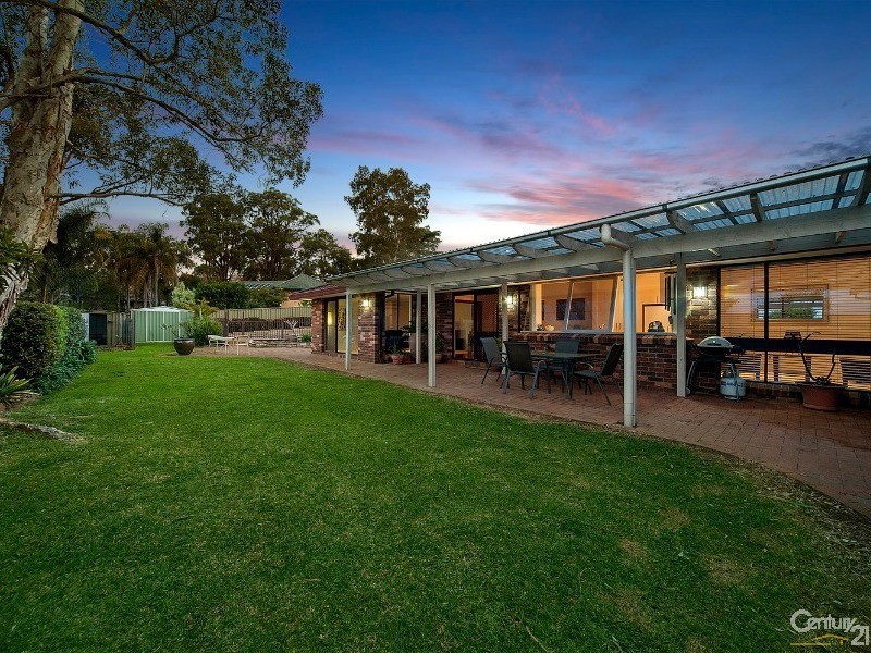 18 Gray Spence Crescent, West Pennant Hills NSW 2125