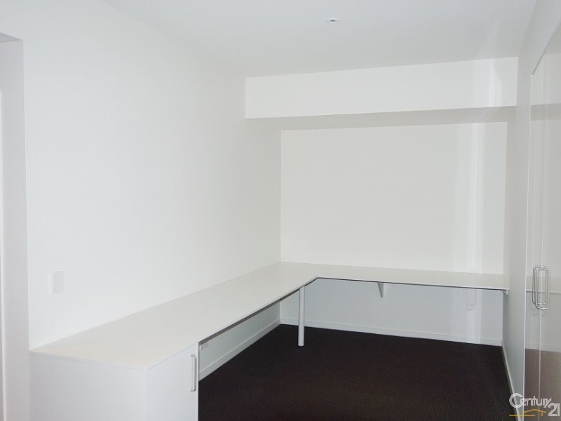 E1306/1 Saunders Close, Macquarie Park NSW 2113