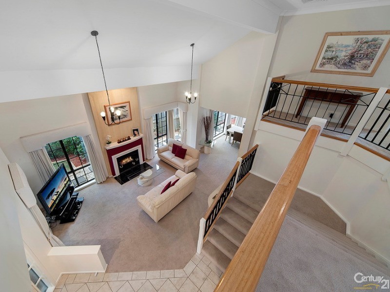 38 Ravensbourne Circuit, Dural NSW 2158