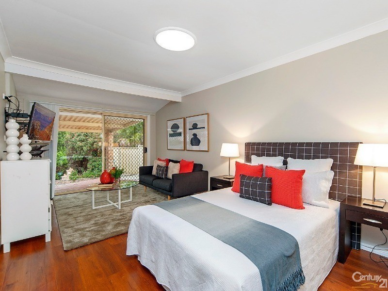18 Ellis Place, Kings Langley NSW 2147