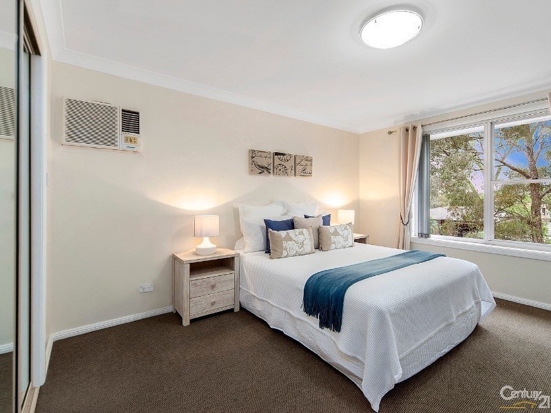 18 Ellis Place, Kings Langley NSW 2147