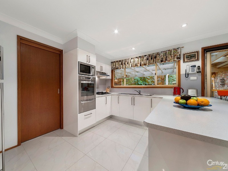 3 Scarborough Close, West Pennant Hills NSW 2125
