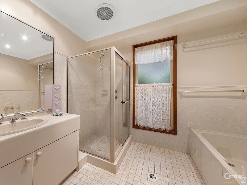 3 Scarborough Close, West Pennant Hills NSW 2125