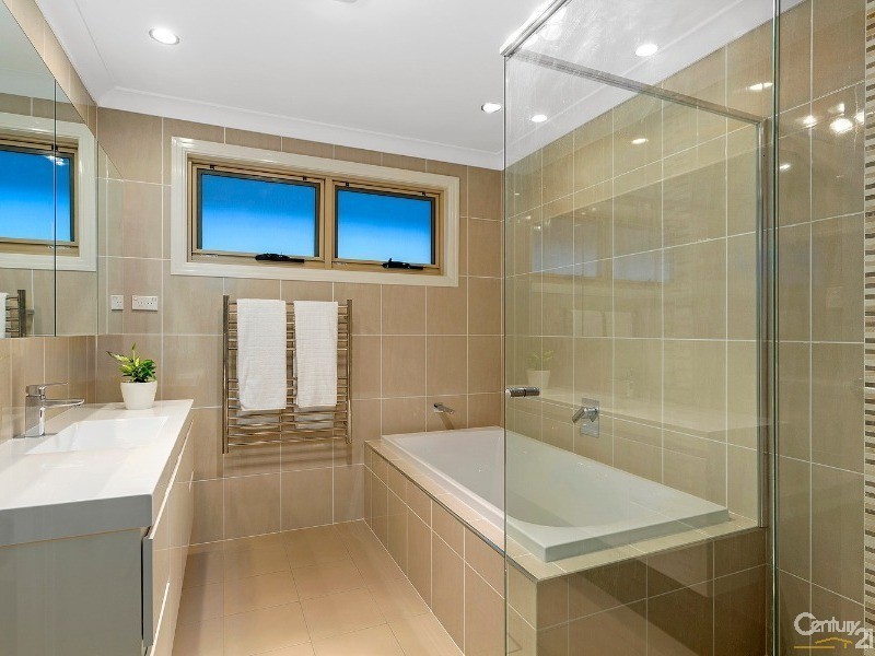 4 Tallowwood Avenue, Cherrybrook NSW 2126