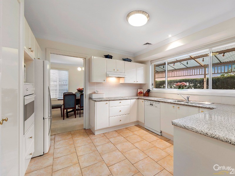 14 Glen Helen Grove, Dural NSW 2158