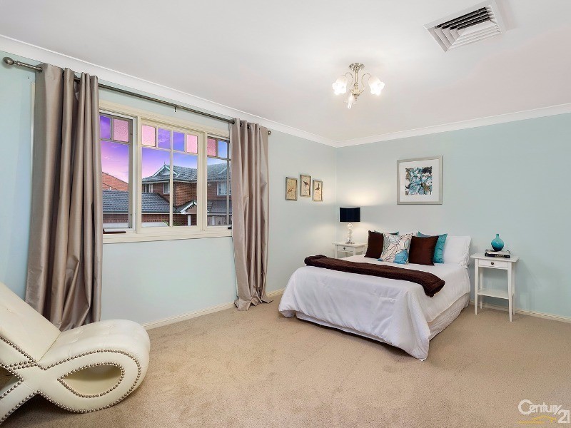 12 Rothbury Place, Cherrybrook NSW 2126