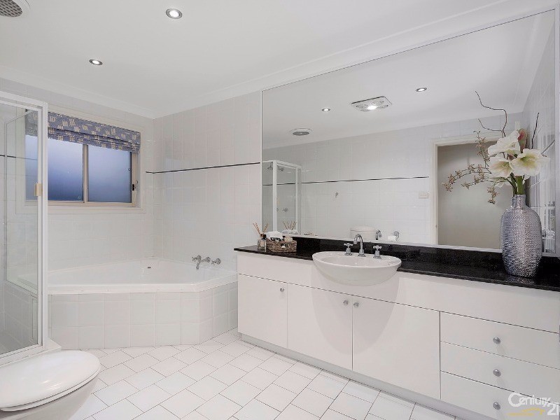 12 Rothbury Place, Cherrybrook NSW 2126