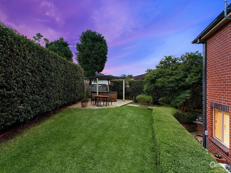 12 Rothbury Place, Cherrybrook NSW 2126