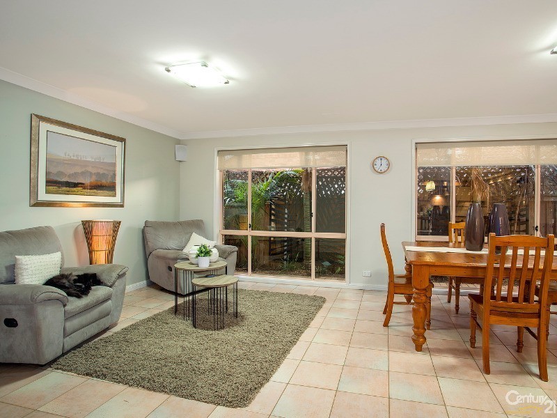 11 Fallon Drive, Dural NSW 2158