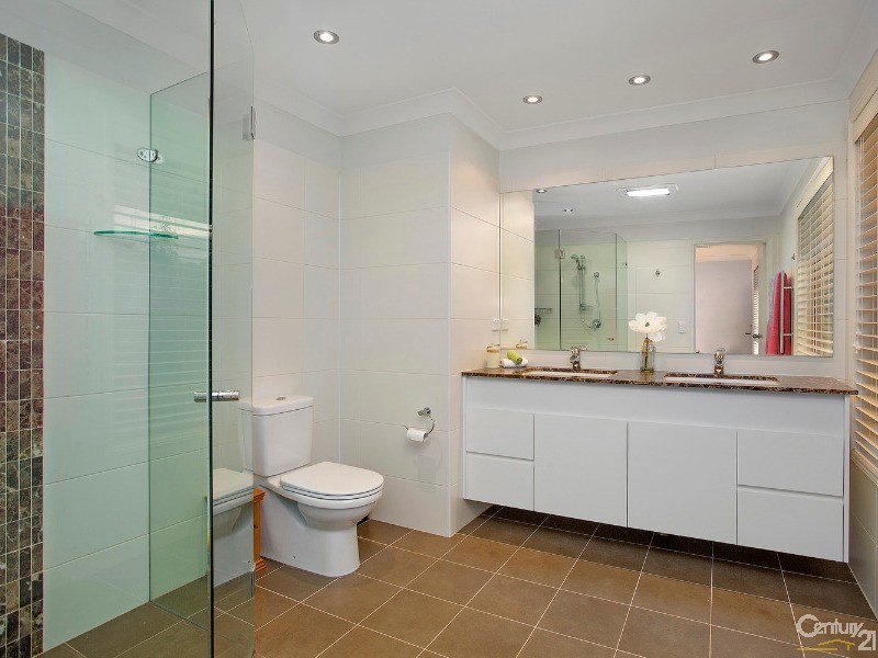 11 Fallon Drive, Dural NSW 2158