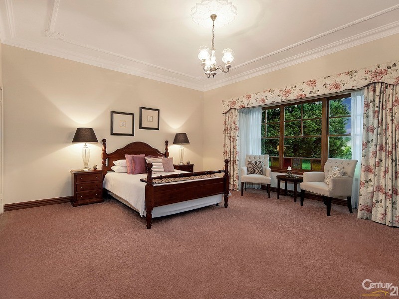 9 Governor Phillip Place, West Pennant Hills NSW 2125