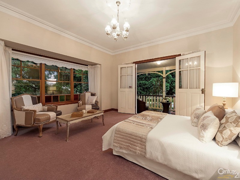 9 Governor Phillip Place, West Pennant Hills NSW 2125