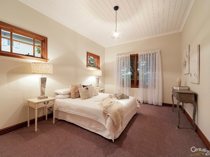 9 Governor Phillip Place, West Pennant Hills NSW 2125