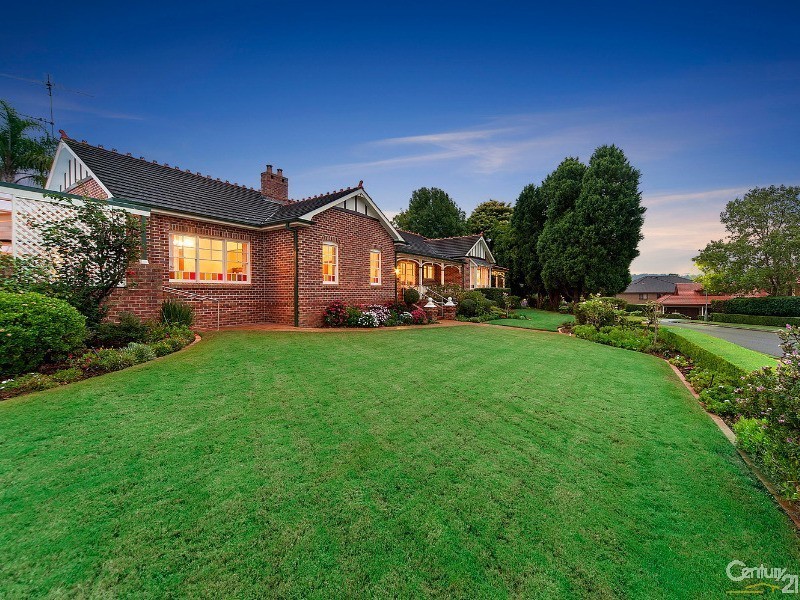 9 Governor Phillip Place, West Pennant Hills NSW 2125