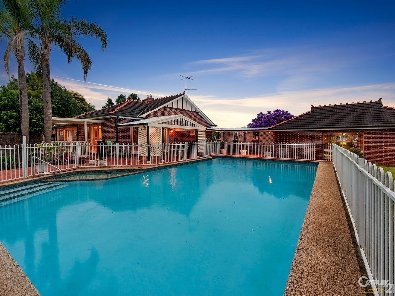 9 Governor Phillip Place, West Pennant Hills NSW 2125