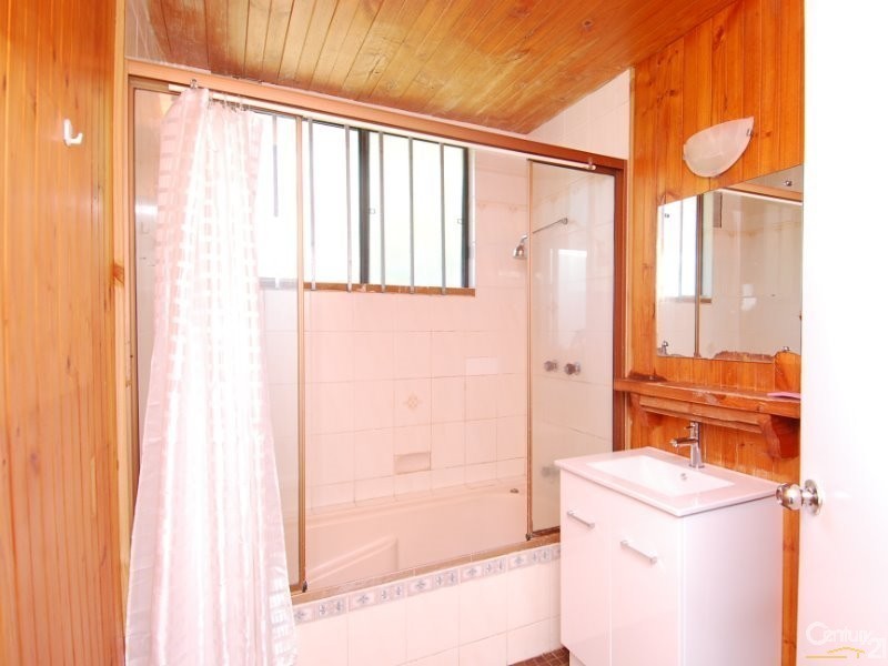 34 Sherwin Ave, Castle Hill NSW 2154