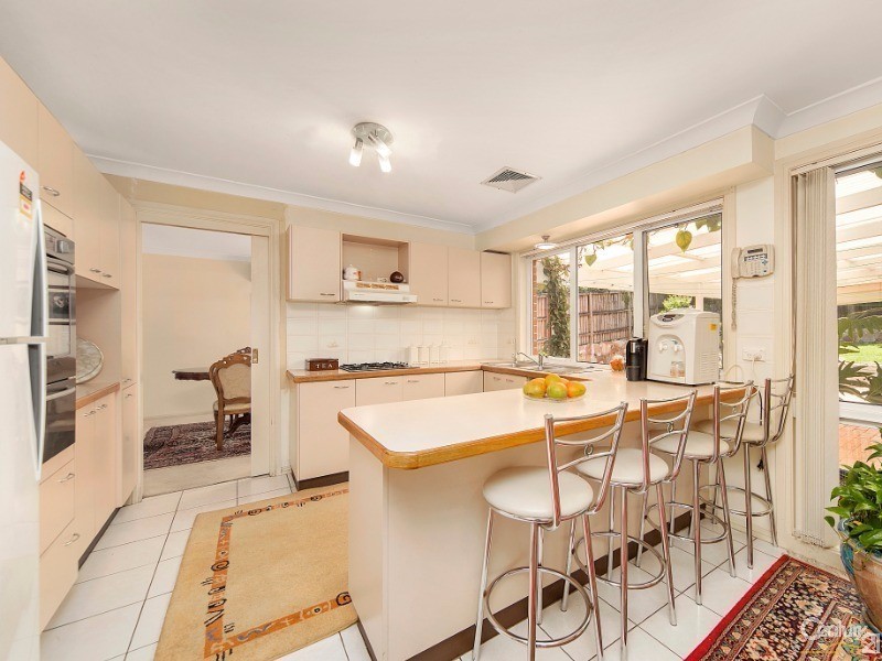 18 Doulton Drive, Cherrybrook NSW 2126