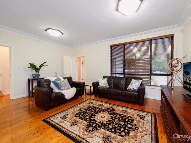 11 Victoria Rd, Pennant Hills NSW 2120