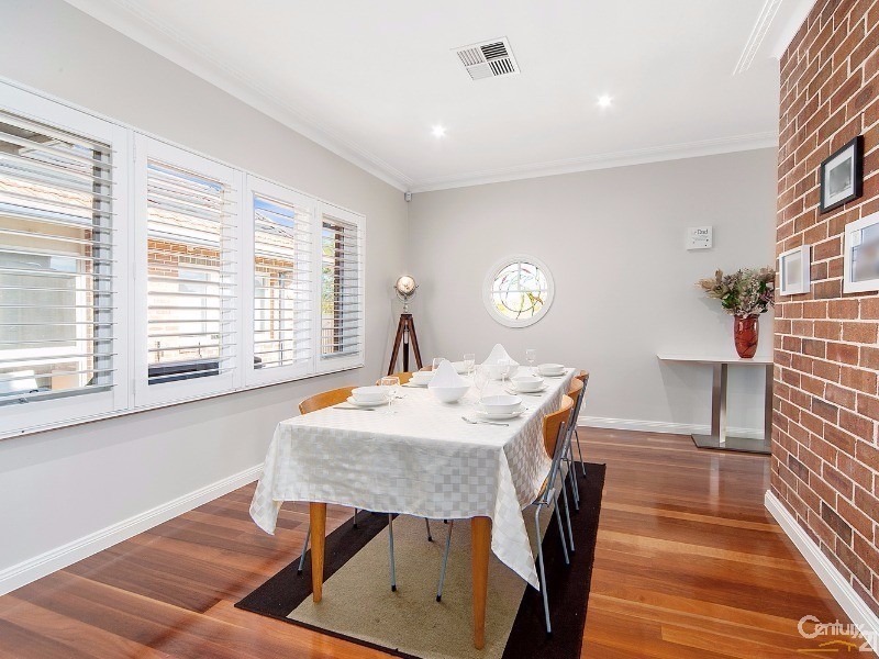 8 Thornbill Way, West Pennant Hills NSW 2125