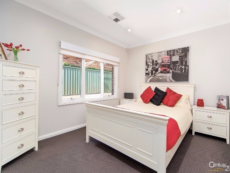 8 Thornbill Way, West Pennant Hills NSW 2125