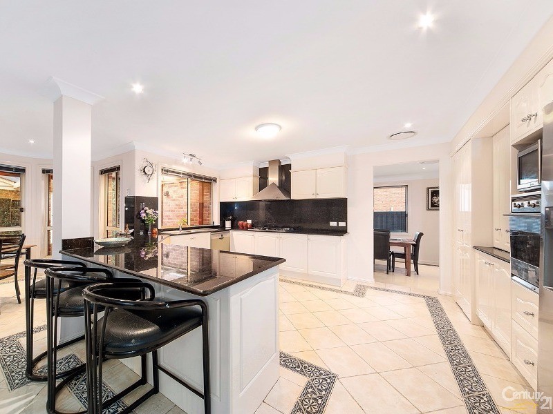 4 Lodgeworth Place, Castle Hill NSW 2154
