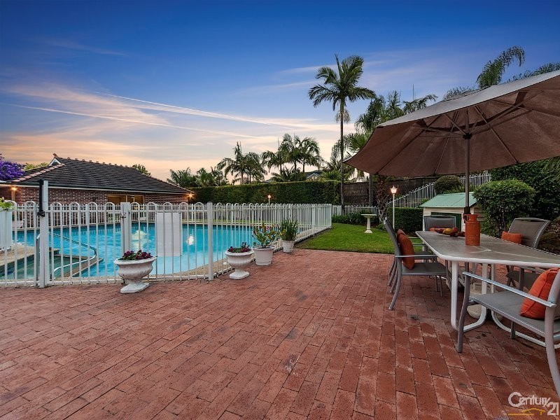 9 Governor Phillip Pl, West Pennant Hills NSW 2125