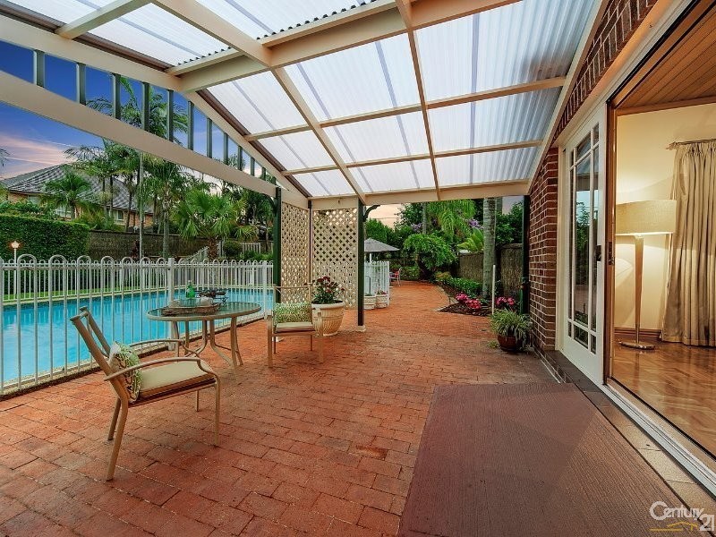 9 Governor Phillip Pl, West Pennant Hills NSW 2125