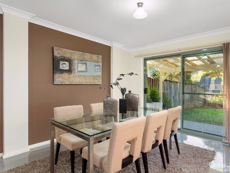 4/33 Coonara Avenue, West Pennant Hills NSW 2125