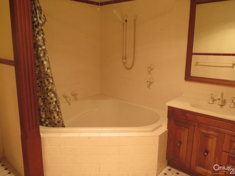 68 Casuarina Drive, Cherrybrook NSW 2126